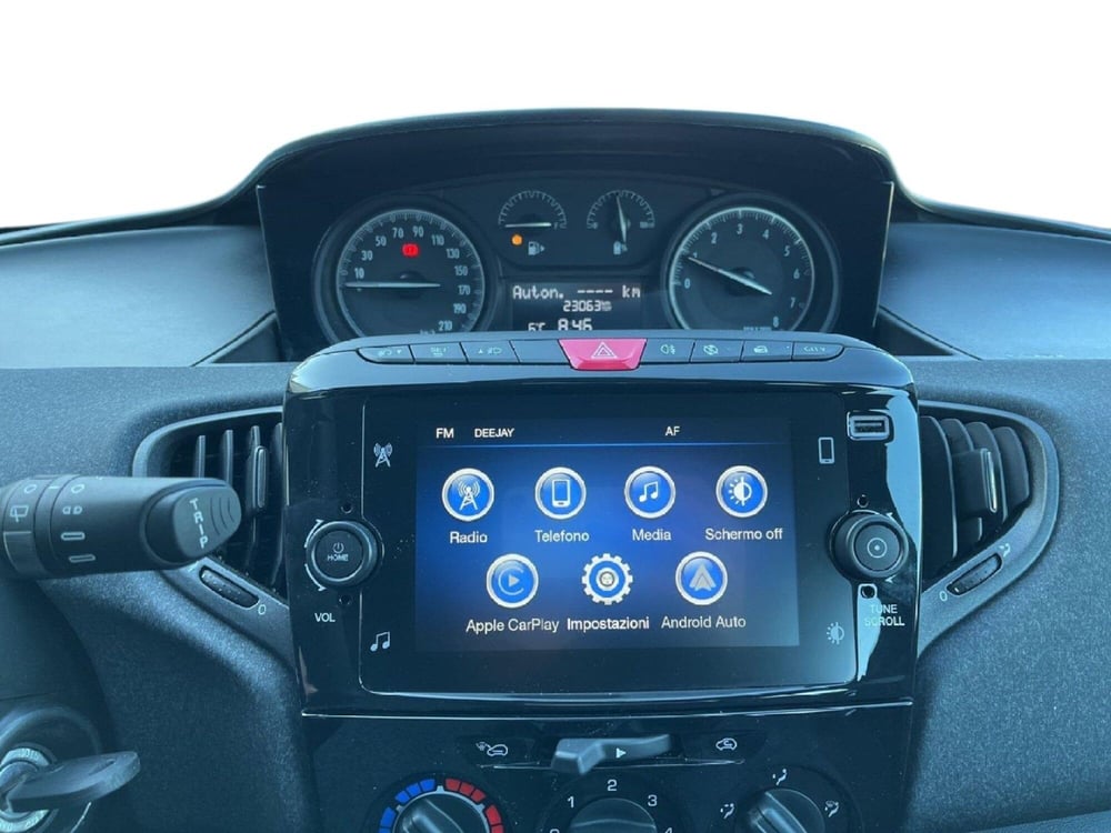 Lancia Ypsilon usata a Torino (12)