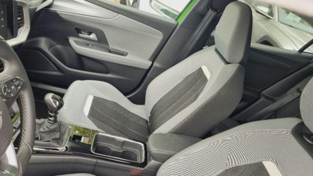 Opel Mokka usata a Savona (11)
