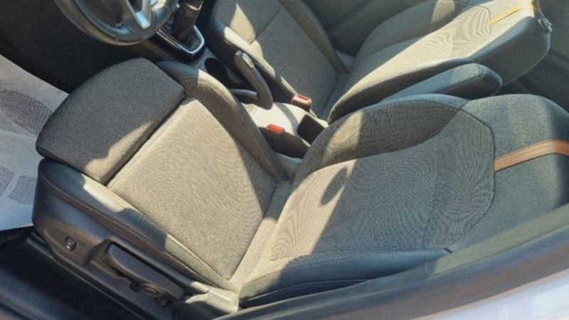 Opel Crossland usata a Savona (14)