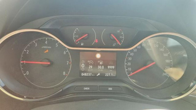 Opel Crossland usata a Savona (5)