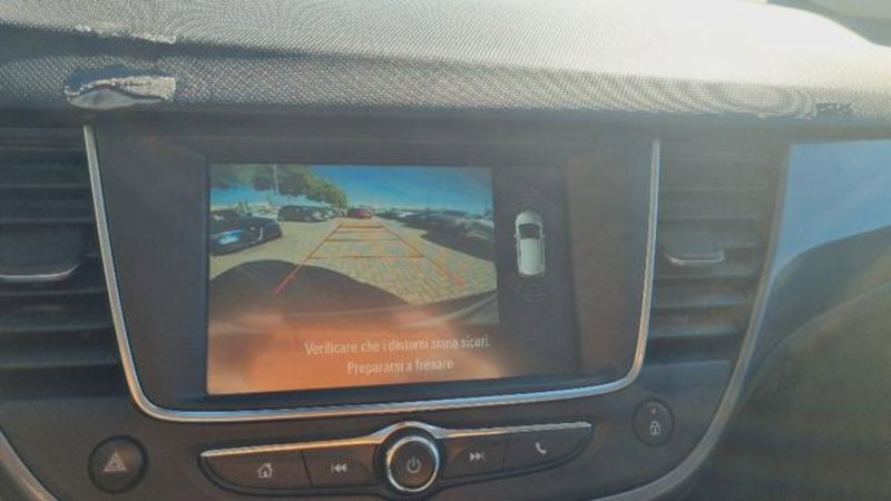 Opel Crossland usata a Savona (7)