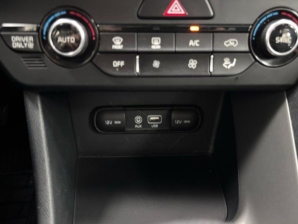 Kia Niro usata a Como (15)