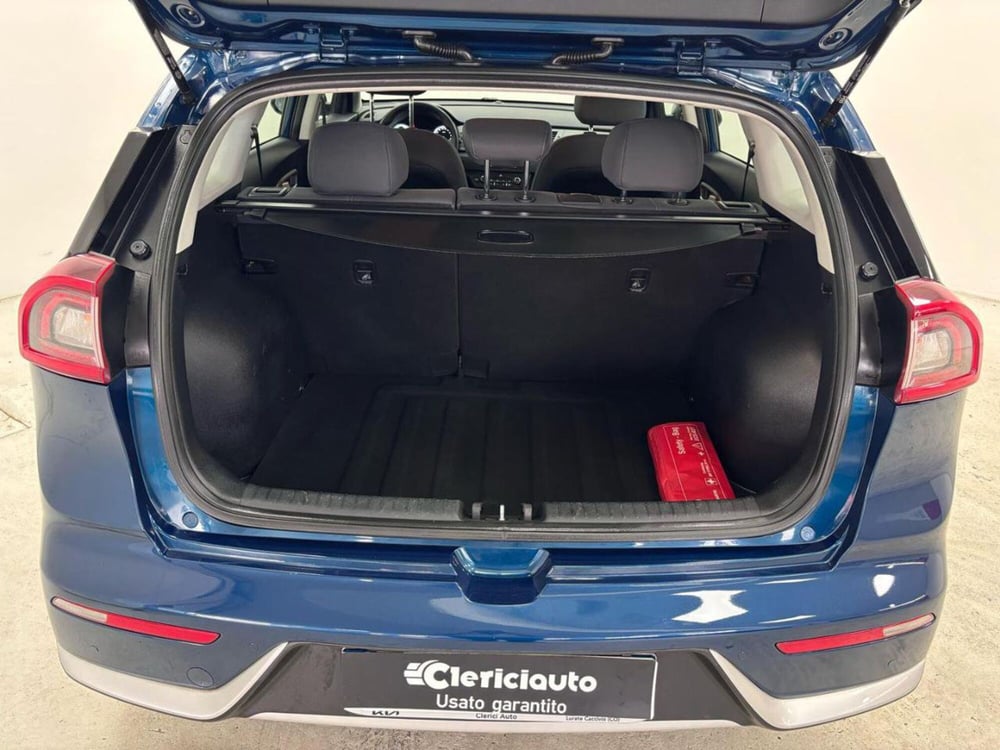 Kia Niro usata a Como (17)