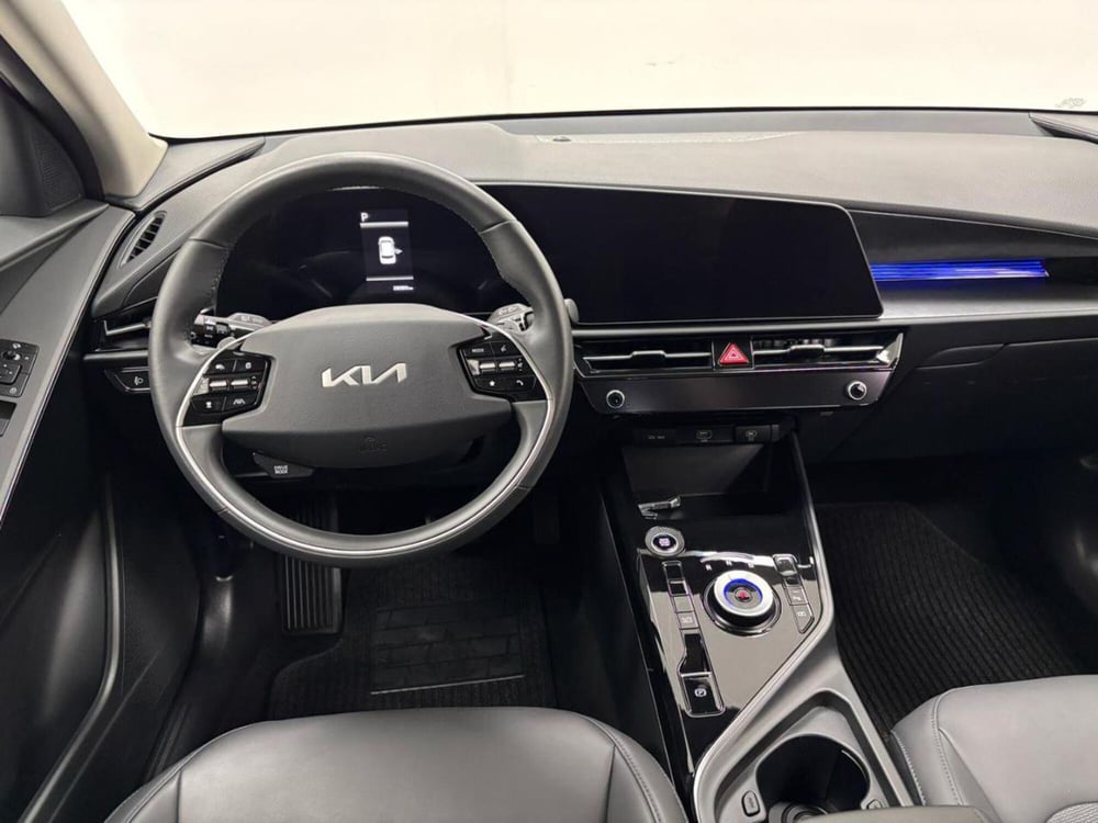 Kia Niro usata a Como (11)