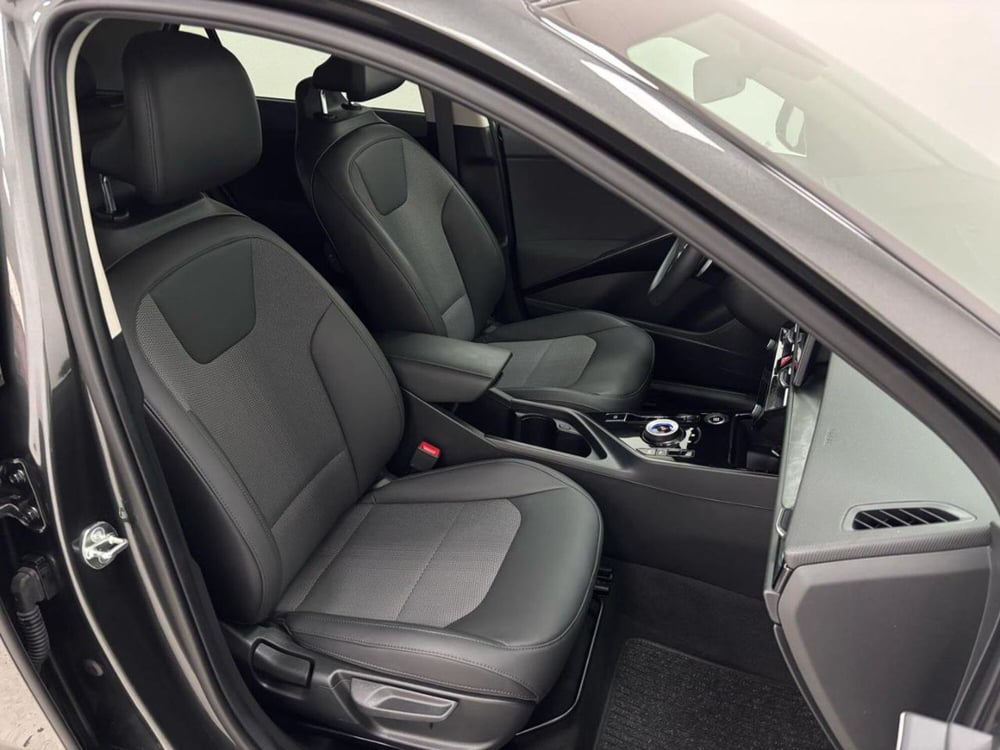 Kia Niro usata a Como (3)