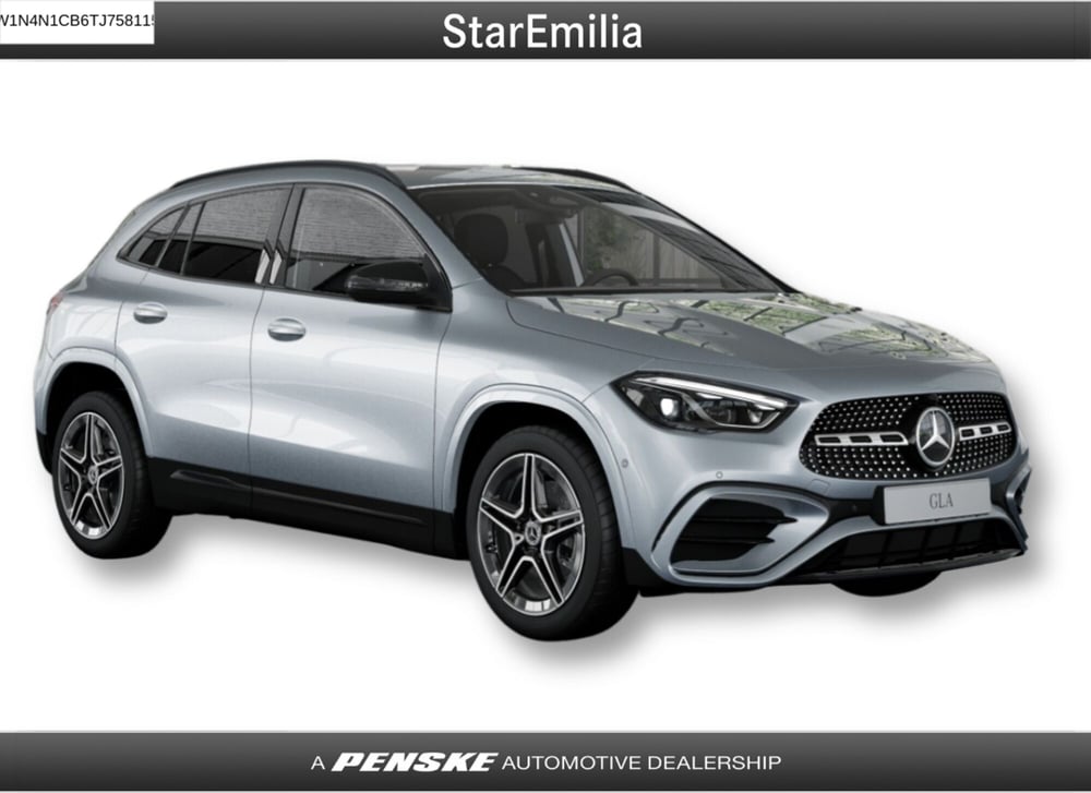 Mercedes-Benz GLA SUV nuova a Bologna
