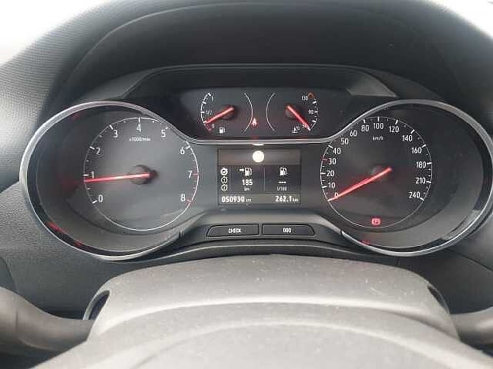 Opel Crossland usata a Ancona (18)