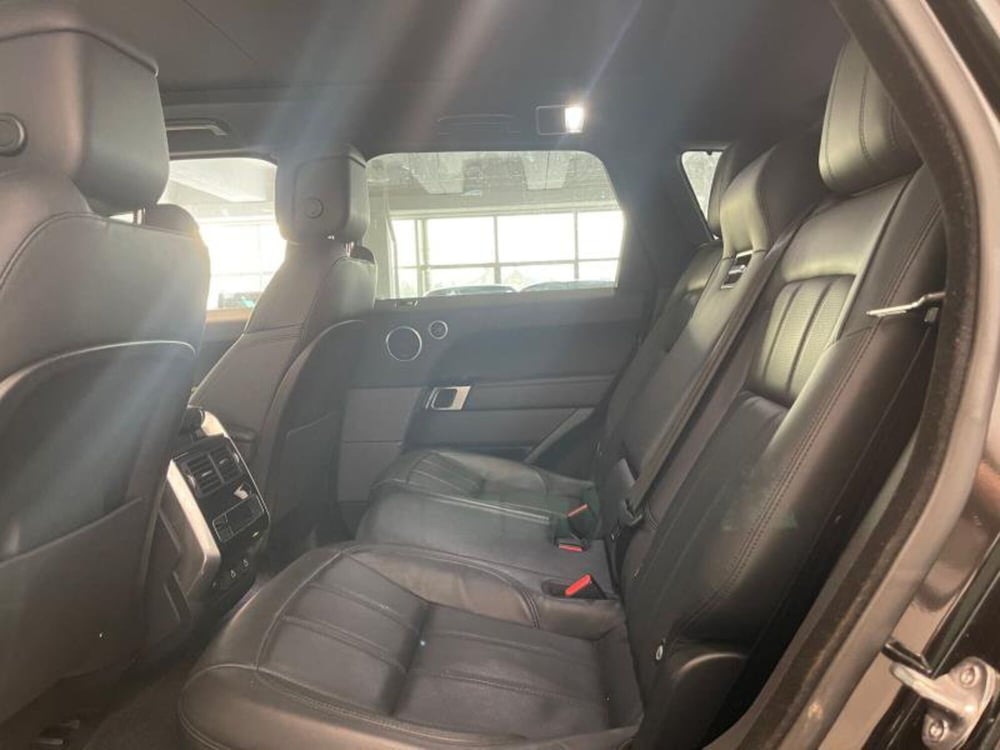 Land Rover Range Rover Sport usata a Venezia (9)