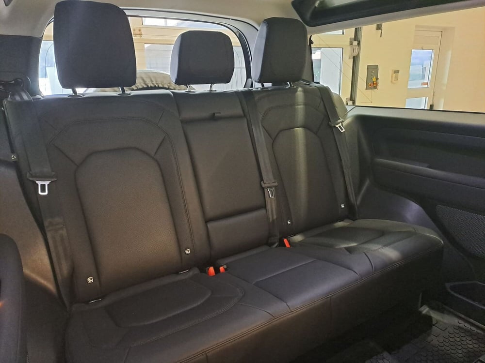 Land Rover Defender usata a Pavia (5)