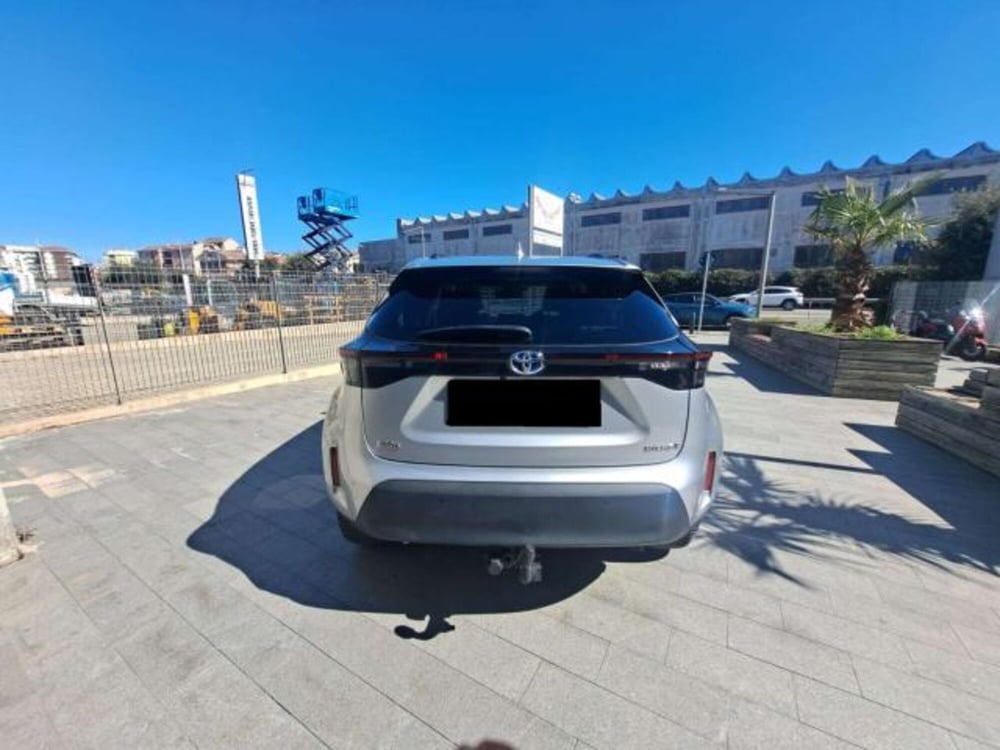 Toyota Yaris Cross usata a Savona (4)
