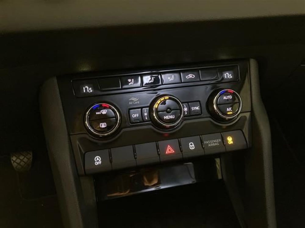 Skoda Karoq usata a Como (14)