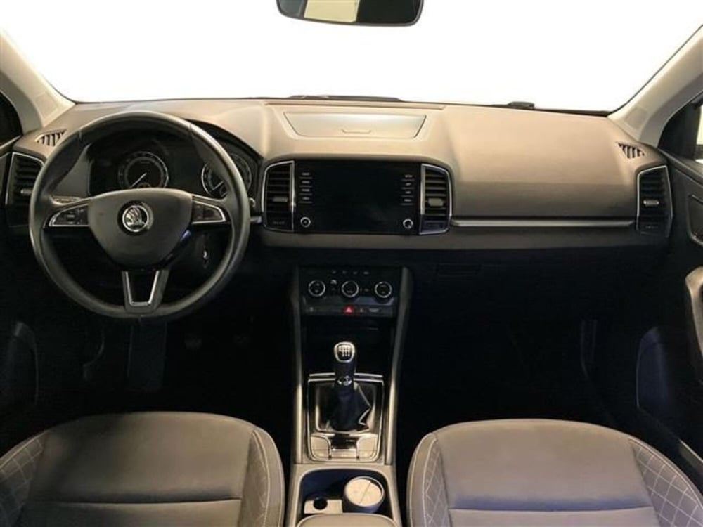 Skoda Karoq usata a Como (8)