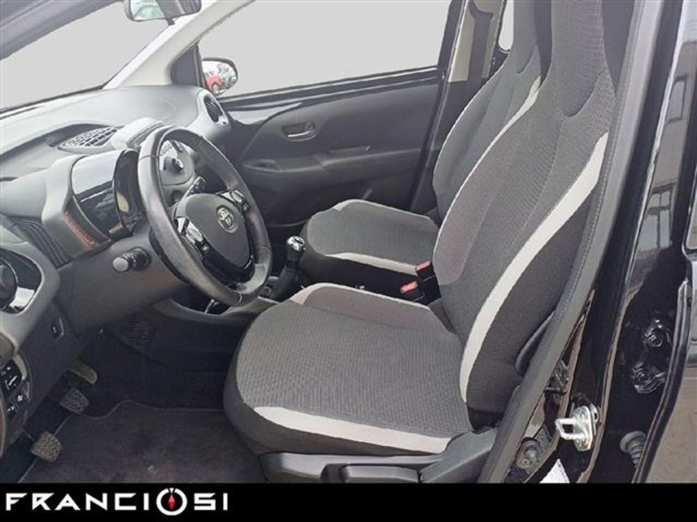Toyota Aygo X usata a Modena (8)
