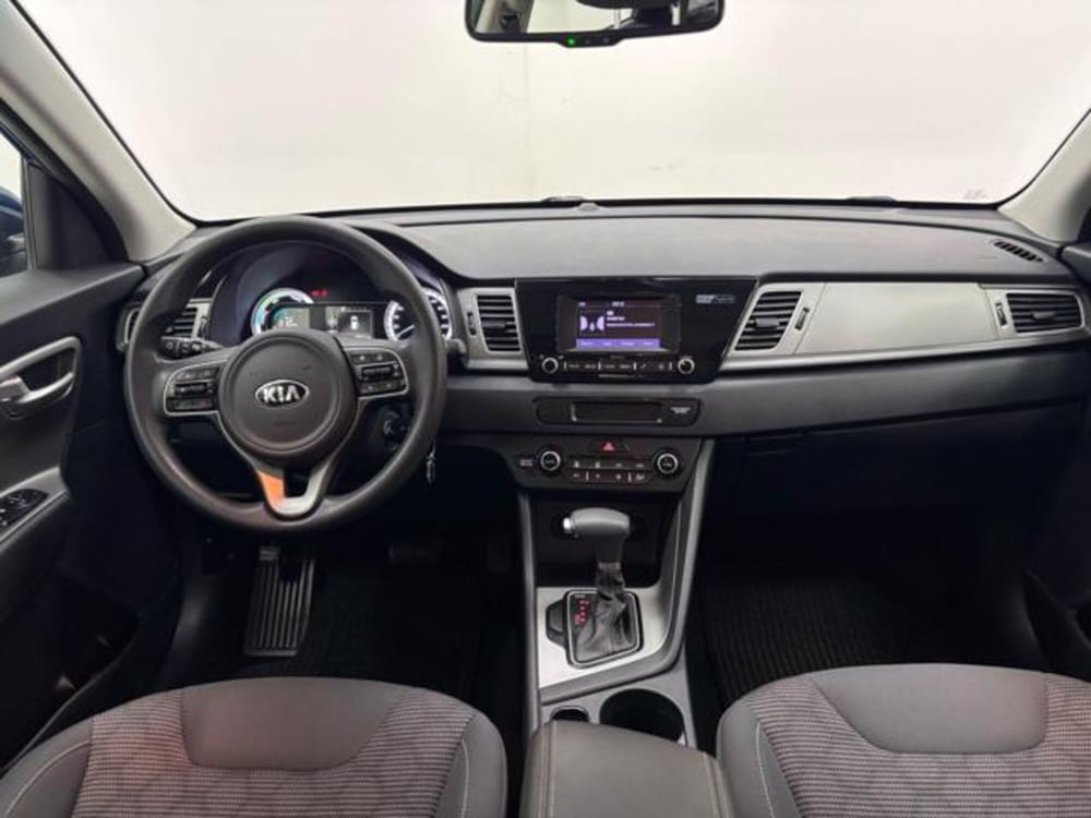 Kia Niro usata a Como (4)