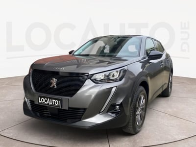 Peugeot 2008 1.2 puretech Active s&amp;s 100cv del 2022 usata a Torino