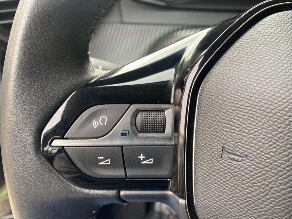 Peugeot 2008 usata a Torino (13)