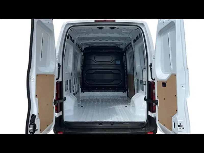 Renault Trucks Master Furgone nuova a Firenze (5)
