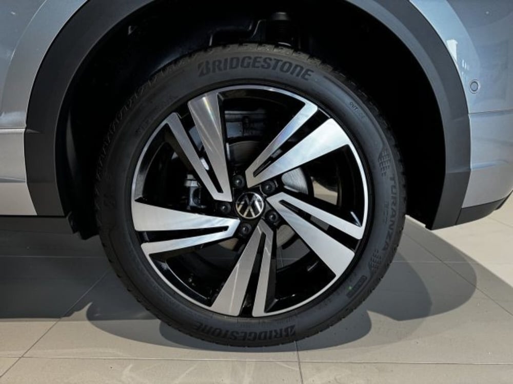 Volkswagen T-Roc nuova a Vicenza (6)