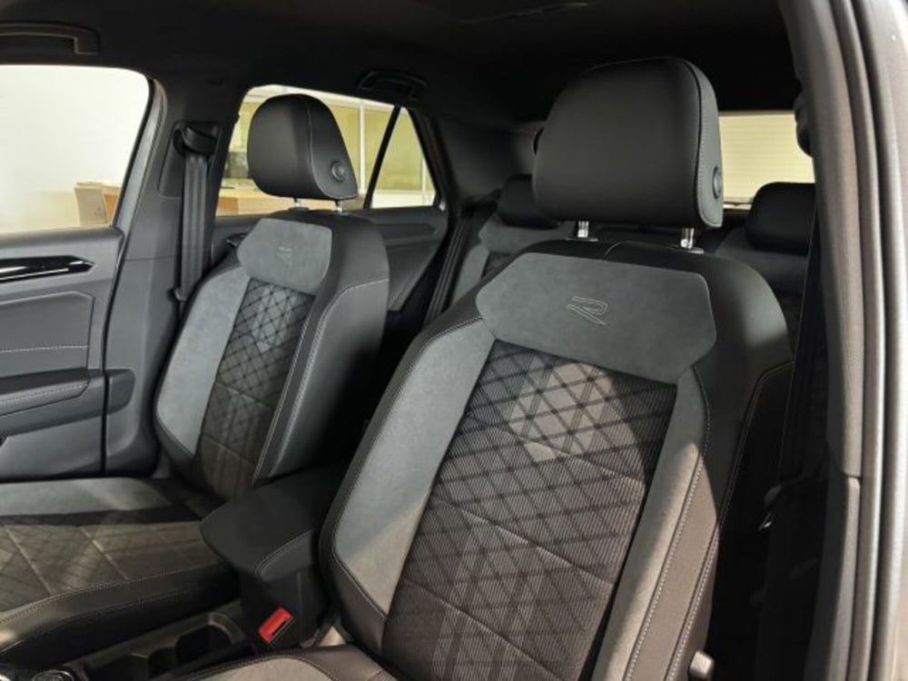 Volkswagen T-Roc nuova a Vicenza (9)