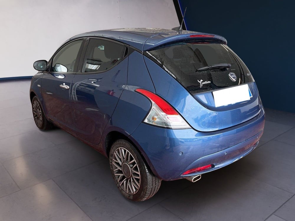 Lancia Ypsilon usata a Torino (5)