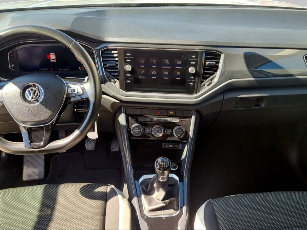 Volkswagen T-Roc usata a Livorno (10)