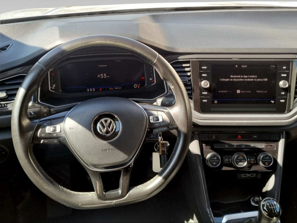 Volkswagen T-Roc usata a Livorno (8)