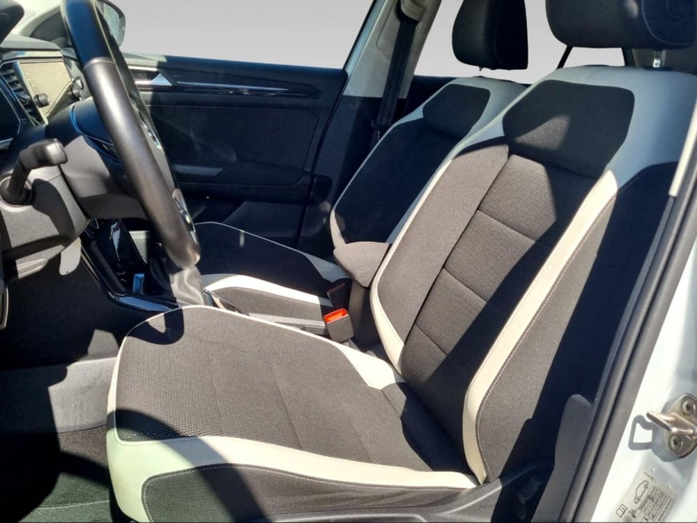 Volkswagen T-Roc usata a Livorno (9)