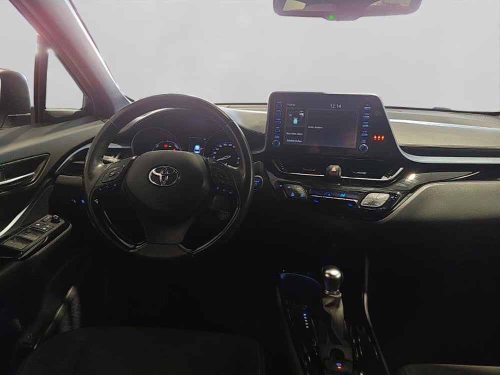 Toyota Toyota C-HR usata a Genova (11)