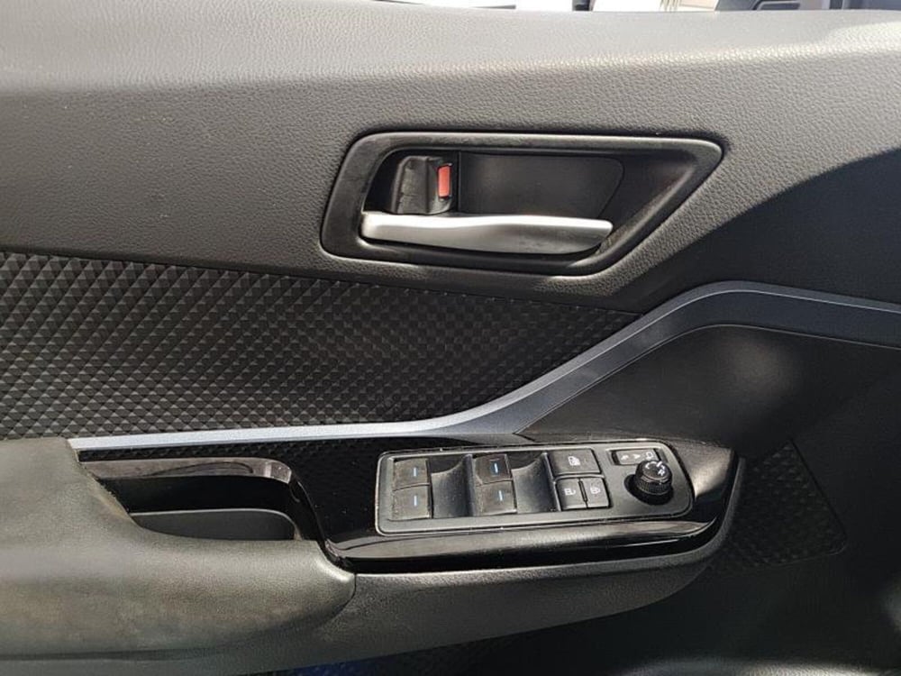 Toyota Toyota C-HR usata a Genova (12)