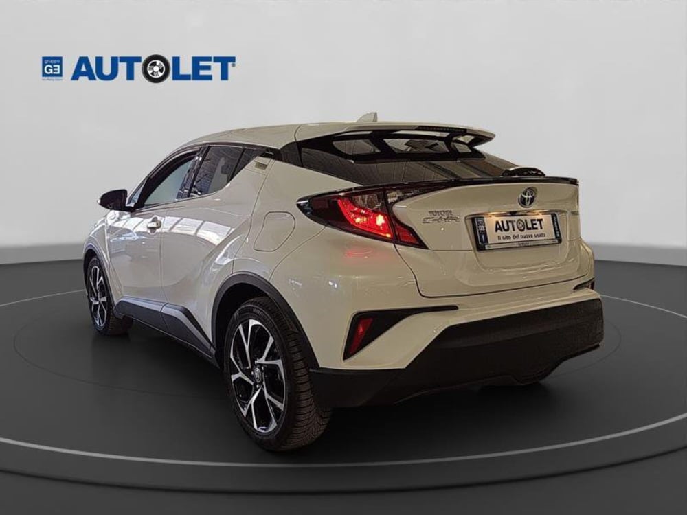 Toyota Toyota C-HR usata a Genova (8)