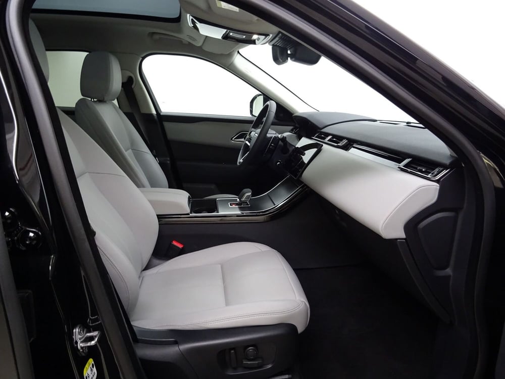 Land Rover Range Rover Velar usata a Como (3)