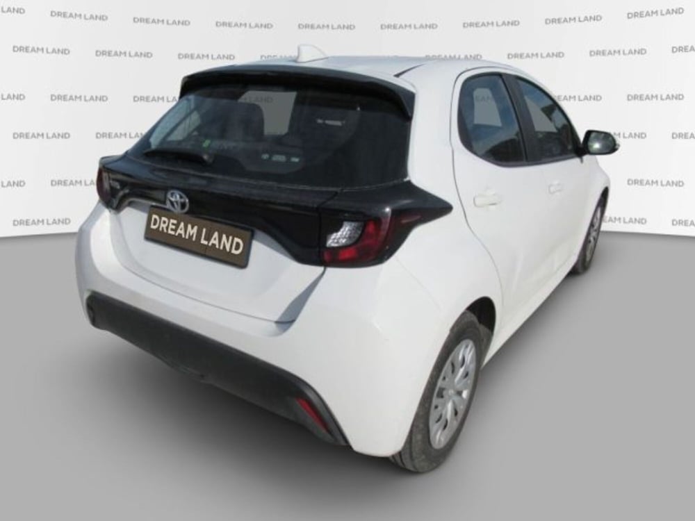 Toyota Yaris usata a Livorno (4)