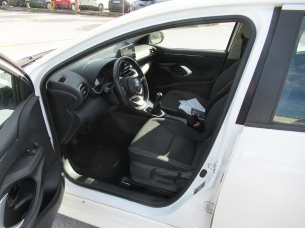 Toyota Yaris usata a Livorno (5)