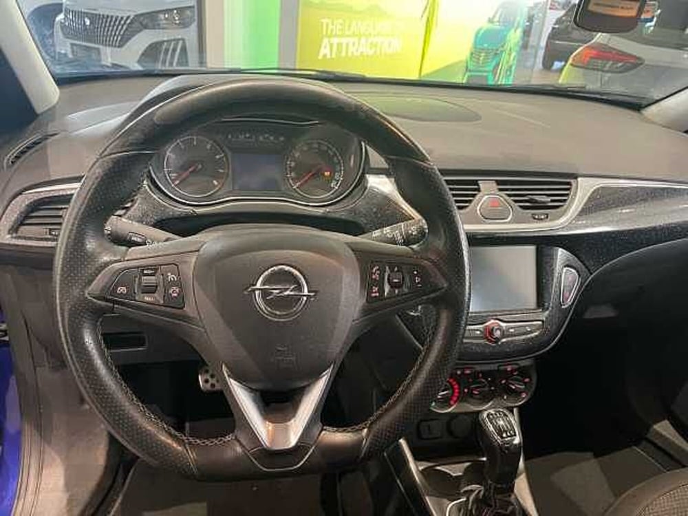 Opel Corsa Coupé usata a Milano (9)