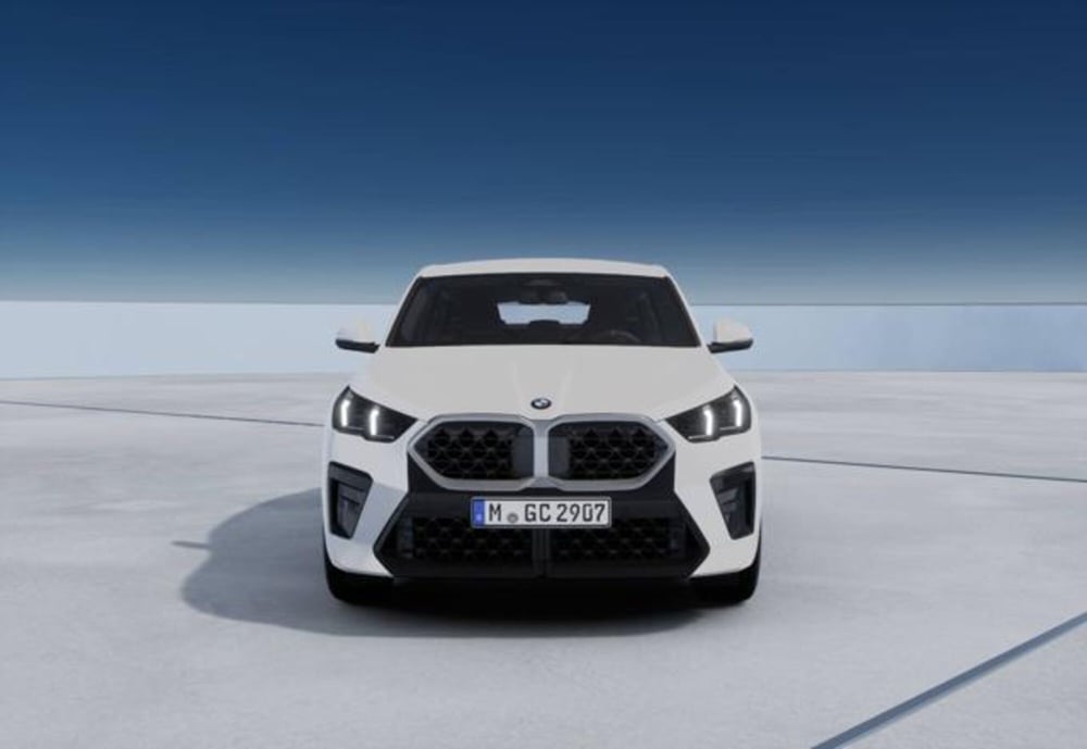 BMW X2 nuova a Modena (3)