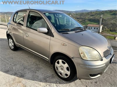 Toyota Yaris 16V cat 5 porte del 2004 usata a Busso