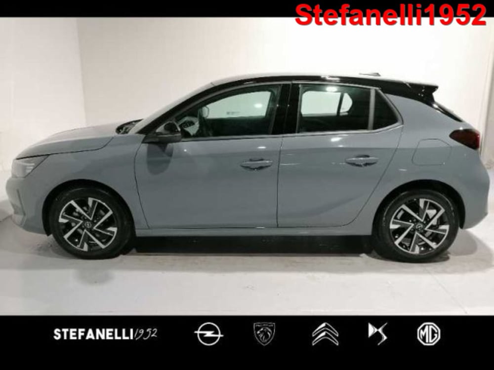 Opel Corsa nuova a Bologna (3)