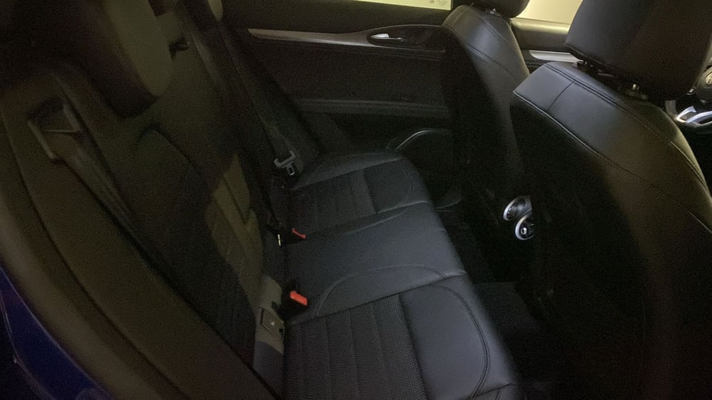 Alfa Romeo Stelvio usata a Bergamo (11)