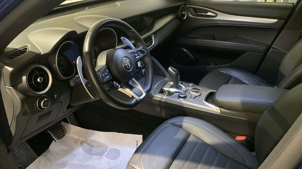Alfa Romeo Stelvio usata a Bergamo (17)