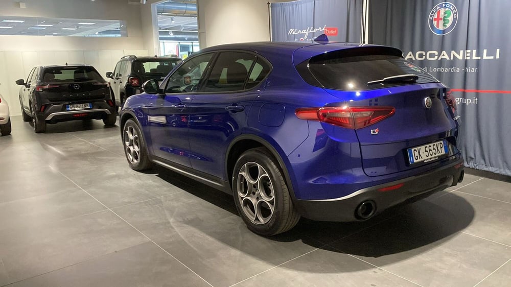 Alfa Romeo Stelvio usata a Bergamo (2)