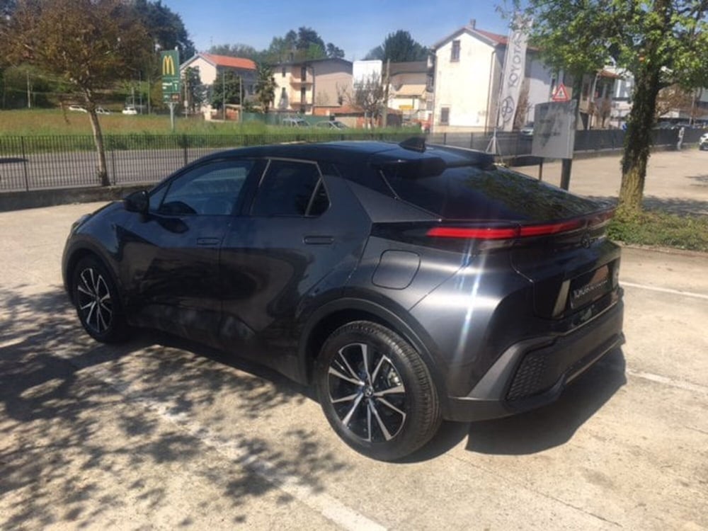 Toyota Toyota C-HR usata a Como (3)