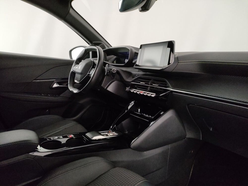 Peugeot 208 usata a Roma (7)