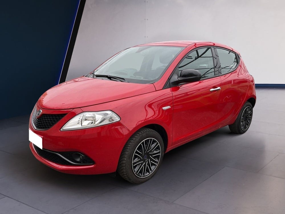 Lancia Ypsilon usata a Torino (2)