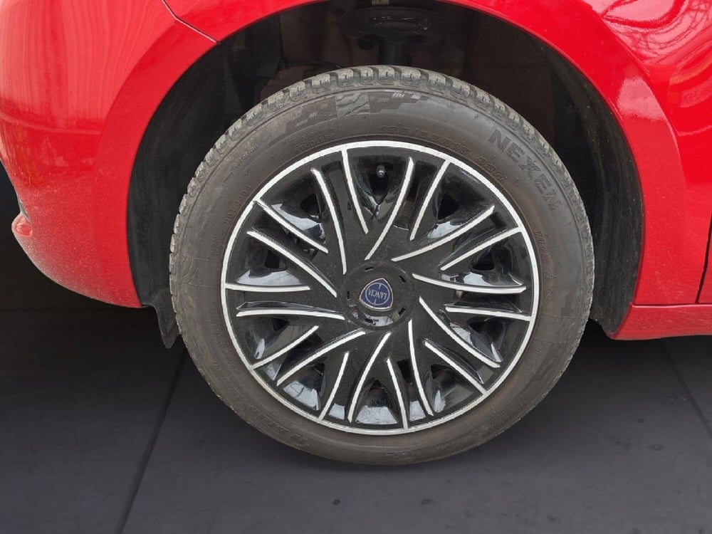 Lancia Ypsilon usata a Torino (8)