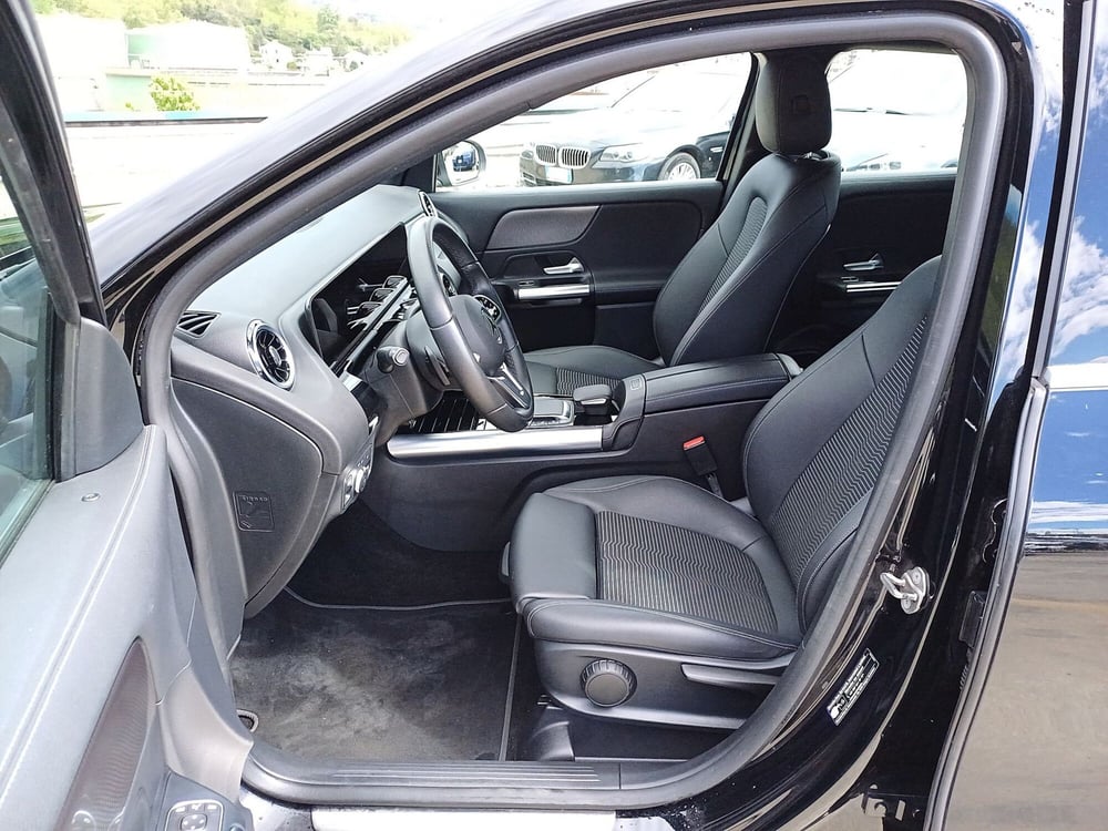 Mercedes-Benz GLA SUV usata  (6)