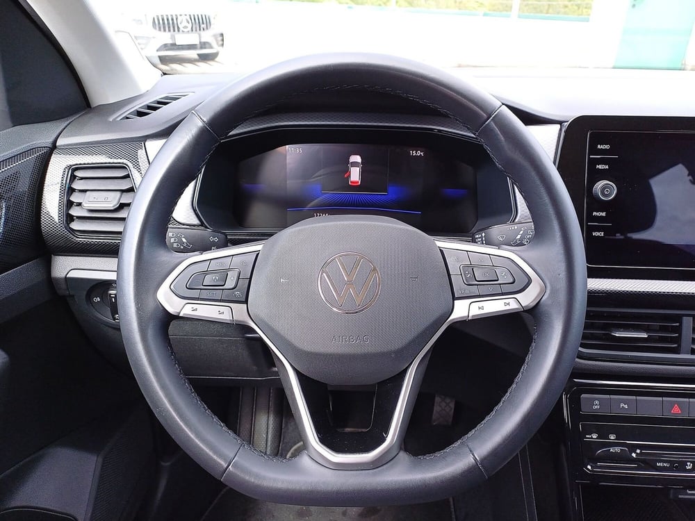 Volkswagen T-Cross usata  (14)