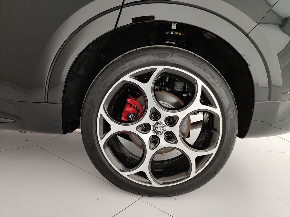 Alfa Romeo Tonale nuova a Caserta (10)