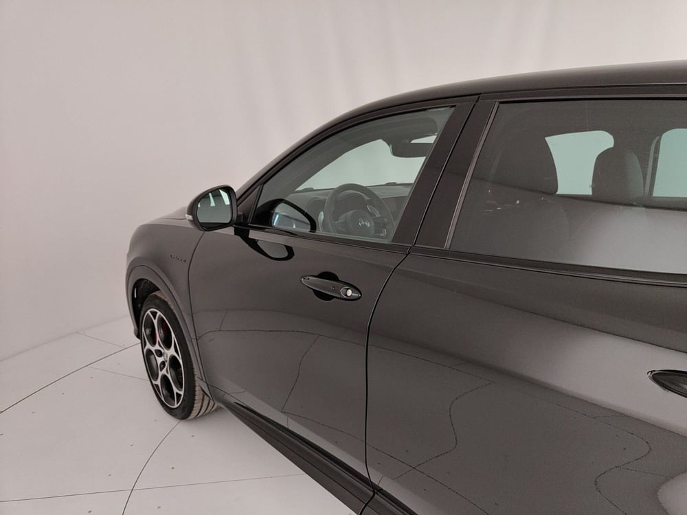 Alfa Romeo Tonale nuova a Caserta (11)