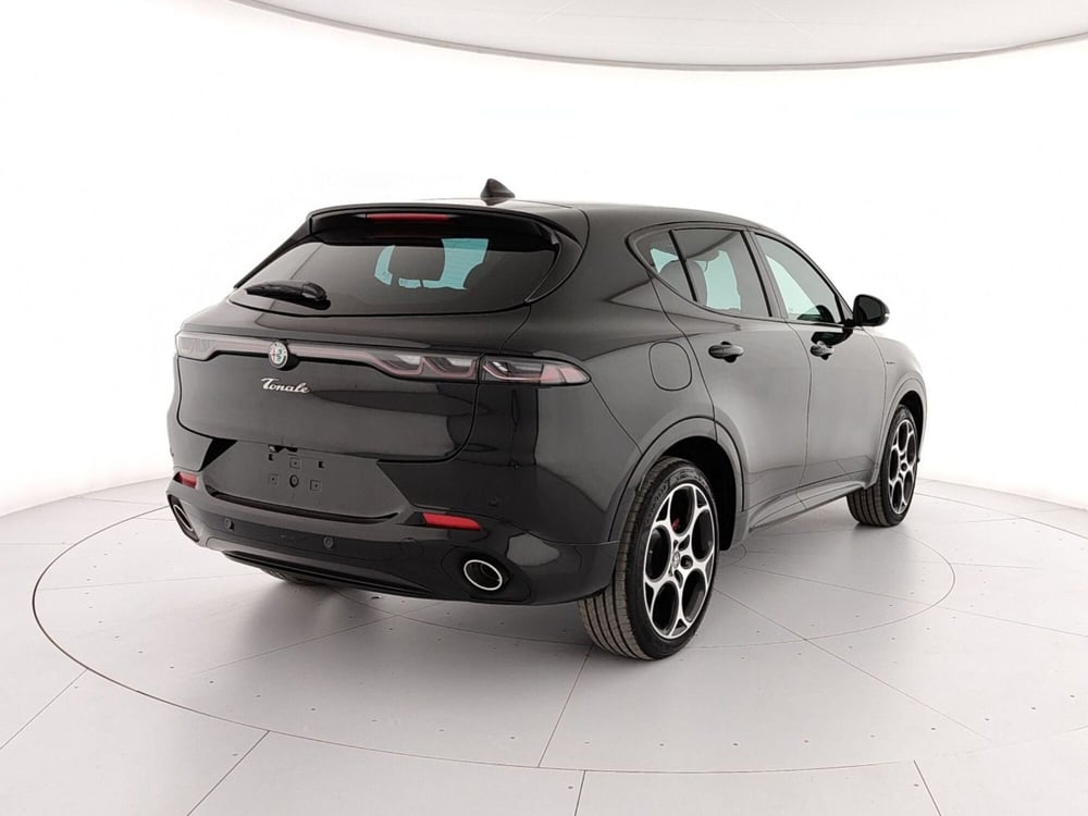 Alfa Romeo Tonale nuova a Caserta (6)