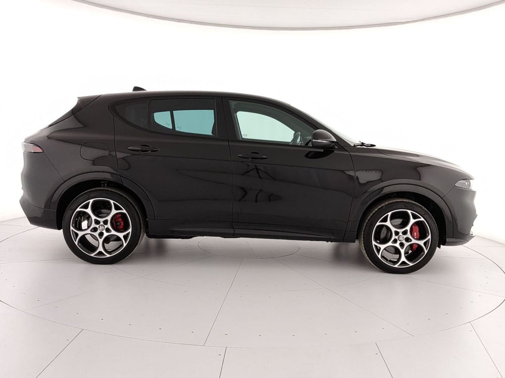Alfa Romeo Tonale nuova a Caserta (7)
